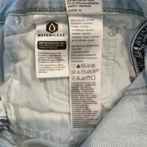 Levi's Low Pro Jeans In Charlie Won Light Wash thumbnail 10