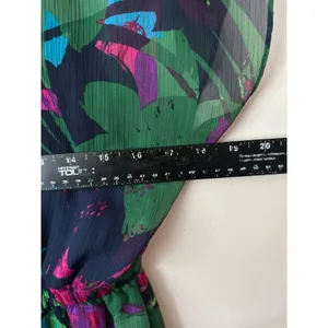 Express Women Green Tropical Floral Chiffon V-Neck Elastic Waist Mini Dress M thumbnail 5