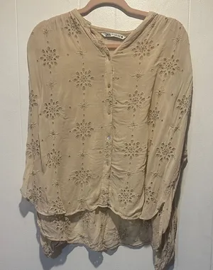 Zara size‎ M Fabric tag cut out Rayon blend Not soft thumbnail 1