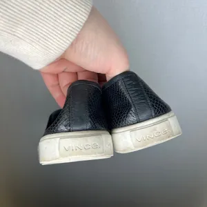 Vince Blair Black‎ Snake Embossed Leather Slip On Sneakers Women 7.5 M EUR 37.5 thumbnail 4