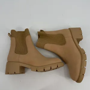 ZBY Boots Women’s 8 Tan Chelsea Pull On Lug Sole Chunky Booties thumbnail 7
