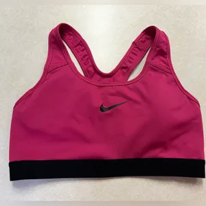 Nike SPORTS BRA! thumbnail 1