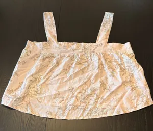 francesca's $40 NWT Light Pink Floral Square Neck Cropped Boxy Tank Top thumbnail 1