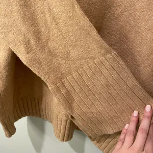 Sanctuary- Tan Button-Shoulder Sweater- Size Large thumbnail 5