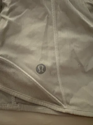 Hotty Hot Lululemon Shorts 2.5" thumbnail 4