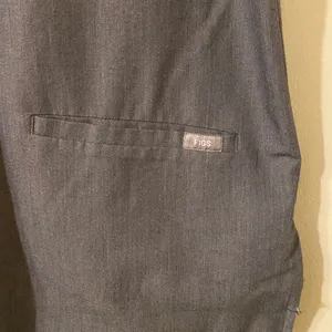 Womens FIGS Casma FW1100 Gray 2-Pocket Short Sleeve Scrub Top Size Large‎ thumbnail 2
