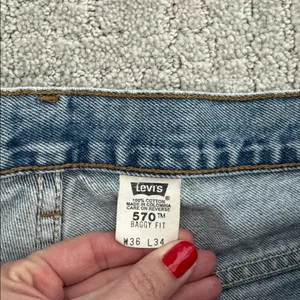 Vintage Levi’s 570 Y2K 90s high waist denim cutoff shorts thumbnail 5