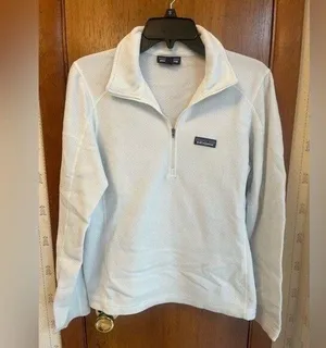 Patagonia Women’s White 3/4 Zip Fleece thumbnail 1