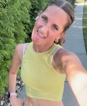 cropped athletic tank thumbnail 1