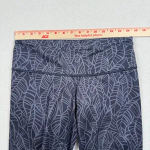 Lululemon Crop Leggings Womens Size 8 Black‎ Gray Palm Leaf Print thumbnail 5