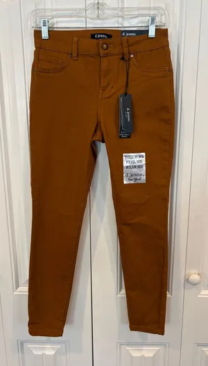 D. Jeans brown jeans size 4/27 thumbnail 1