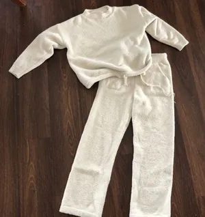Comfyluxe Solid Color Luxury set S/M White thumbnail 1