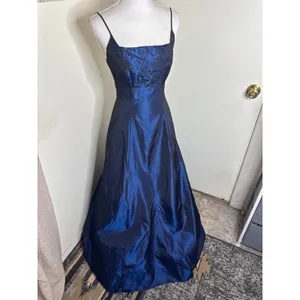 VTG 90s Windsor Iridescent Blue Taffeta Black Lace Bodice Whimsigoth Prom Dress6 thumbnail 5