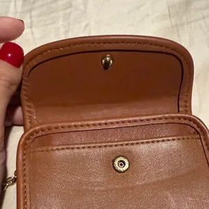 Coach Tan Leather Wallet with Gold Chain thumbnail 6