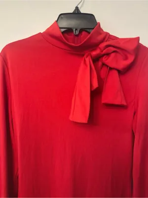 Elegant Red Bow thumbnail 5