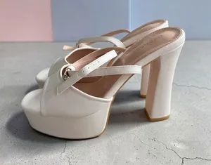 BERNESS White Platform Heels Sandals Size 11 thumbnail 1