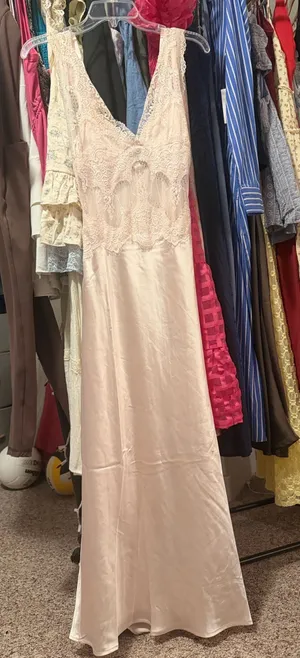 Lace Top Maxi Dress in Blush Color thumbnail 1