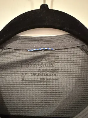 Patagonia capilene base layer‎ Long Sleeve Crew Neck Top gray small thumbnail 4
