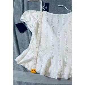 NWT Lulus Size Medium Estela Ivory‎ Ruffled Puff Sleeve Peplum Crop Top White thumbnail 6