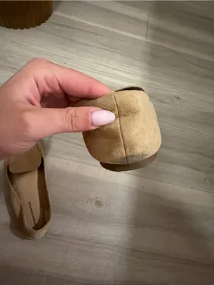 Amazon Essentials Women's Tan Suede Pointed thumbnail 4