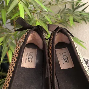 UGG Indah Preppy Academia polka dot slip on ballet maryjane flats espadrille sheepskin bow coquette women us sz 5 thumbnail 7