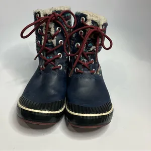 Keen Elsa‎ waterproof boots size 6 thumbnail 3