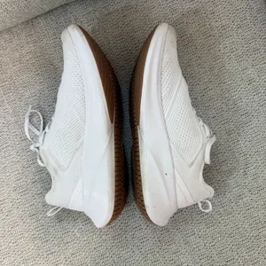 APL Techloom Dream White Women's Running‎ Walking Athletic Sneaker Size 8 thumbnail 7