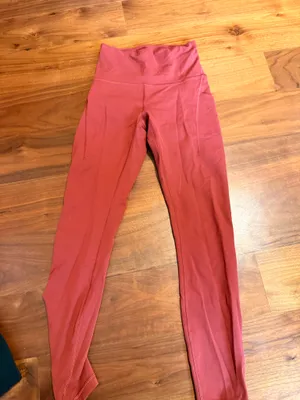 Lululemon Leggings red thumbnail 1