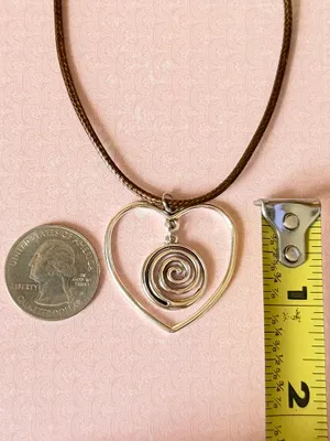 Handmade vintage antique goth style heart necklace 🙏❤️ thumbnail 7