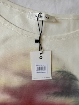 Peach Love White Top Peachy Den thumbnail 2