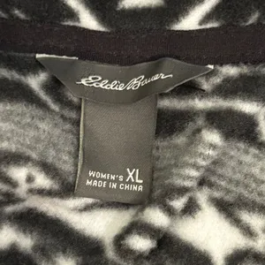 Eddie Bauer Womens XL Fleece Quarter Zip Pullover Black White Geometric Aztec‎ thumbnail 5