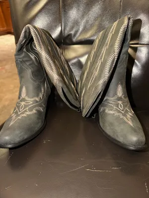 Boots Gray Size 8 thumbnail 6