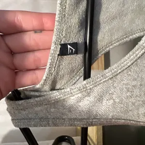 Gymshark Tank thumbnail 3