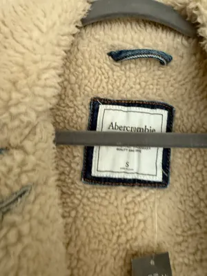 Abercrombie Sherpa Lined Denim Jacket thumbnail 2