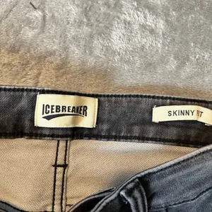 Icebreaker Women’s Skinny‎ Fit Black Vintage Wash Jeans Sz 31 X 29 thumbnail 6