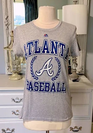 Majestic Atlanta Braves Baseball Shirt Womens Medium thumbnail 1
