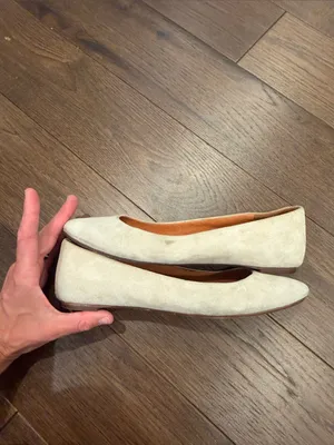 Madewell Round Pointed Toe Ballet Flats in Cream Size 8 thumbnail 10
