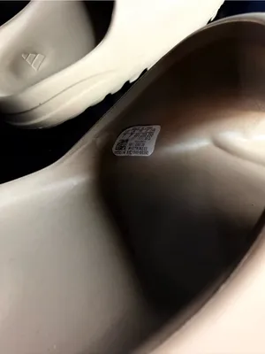 Adidas Yeezy RARE Slide Pure GX6138 Sand Foam Slides Men’s 7 Women’s 8 Pre-Split thumbnail 4