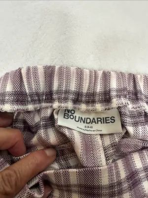 No Boundaries Mauve Plaid Wide-Leg Pants These run big I’m a M/L and they fit me thumbnail 8