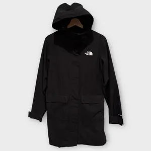 The North Face Women’s City Breeze Rain Parka II Size Medium thumbnail 8