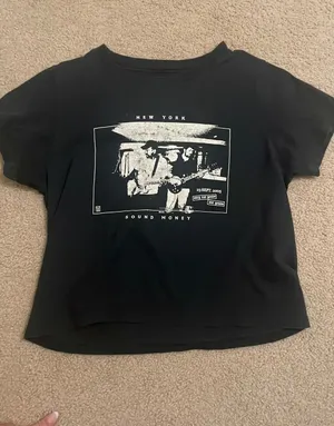 Brandy Melville crop top thumbnail 1