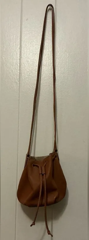 A Rare Banana Republic Pietra Made In Italy Crossbody Bucket Bag Leather Handbag thumbnail 1