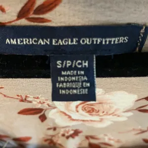 AMERICAN EAGLE Smocked Tan Floral Boho Tiered Peasant Top Size Small thumbnail 4