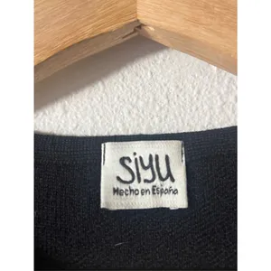 Siyu Espana Black Merino Wool Top with Taupe Polka Dots Size Small thumbnail 3