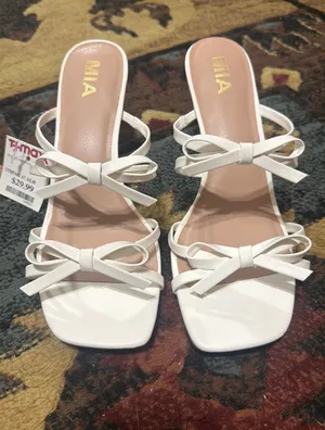 Mia women’s heels thumbnail 1