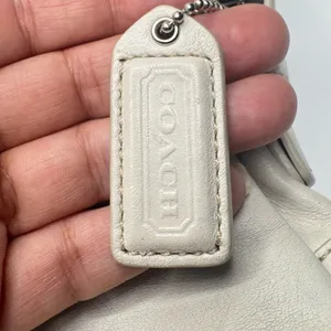 Coach vintage3653 Soho Y2k Double Pocket Buckle Flap Cream Leather Shoulder Bag thumbnail 6