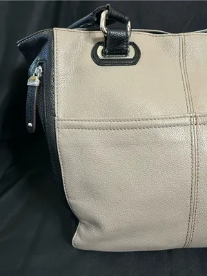 Tignanello Classic Two-Tone Tote Bag Black & Cream thumbnail 9