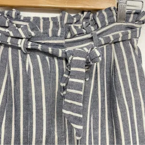 Urban Outfitters Grey & White Striped Paperbag Waist Casual Pants Women 6 Belted thumbnail 3