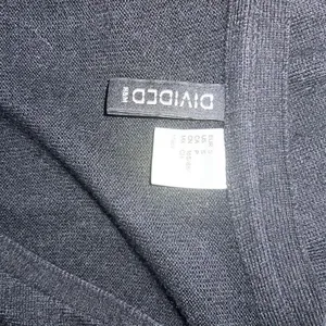 ✨Divided by H&M Womens Button Down V-Neck Cardigan Black✨ thumbnail 7