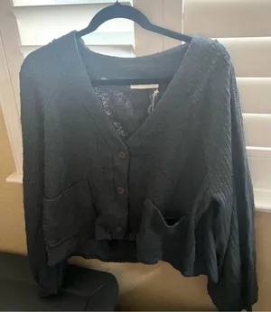 Green Cropped Cardigan 💗 Size L thumbnail 1